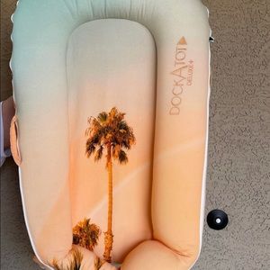 Deluxe +dock desert palm dock a tot limited edition